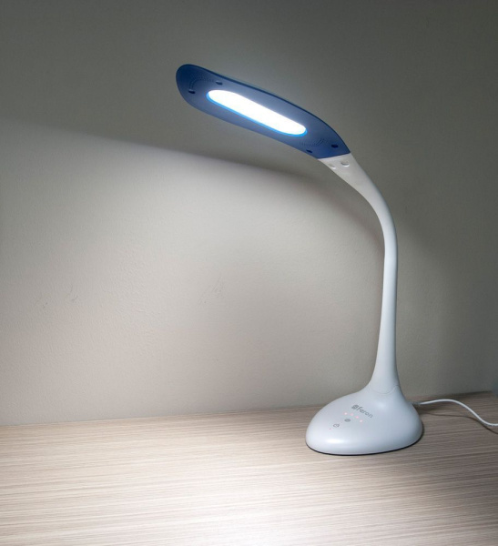 Настольный светодиодный светильник Feron DE1704 5,4W, голубой фото в интернет магазине Супермаркет света
