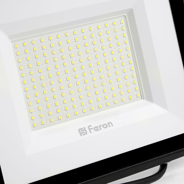 Светодиодный прожектор Feron LL-923 IP65 150W 6400K фото в интернет магазине Супермаркет света
