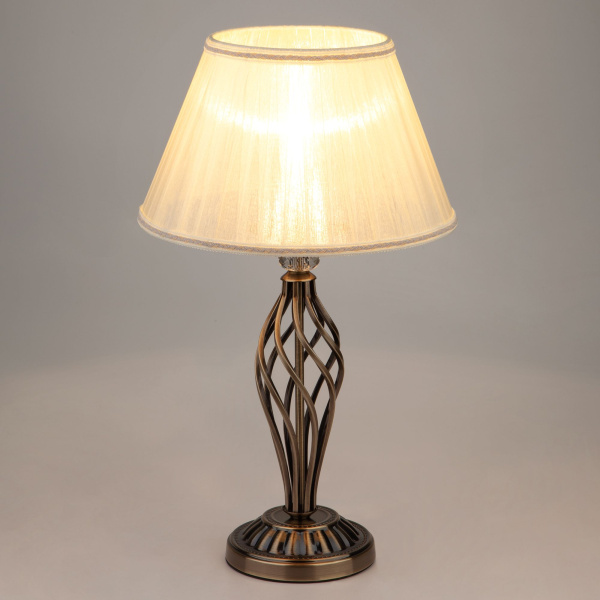 Классическая настольная лампа с абажуром 01002/1 античная бронза фото в интернет магазине Супермаркет света