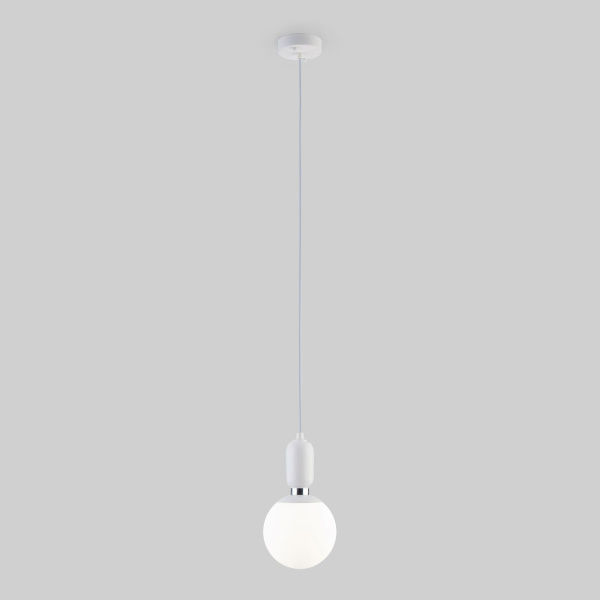 Подвесной светильник с плафоном 50151/1 белый фото в интернет магазине Супермаркет света