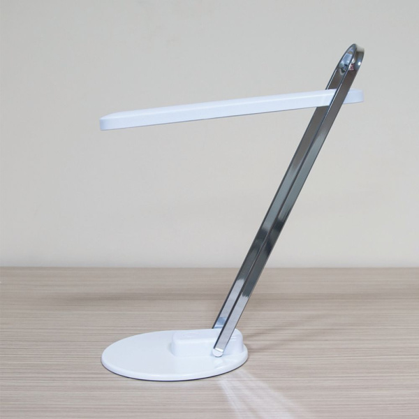 Настольный светодиодный светильник Feron DE1722 8W, белый фото в интернет магазине Супермаркет света