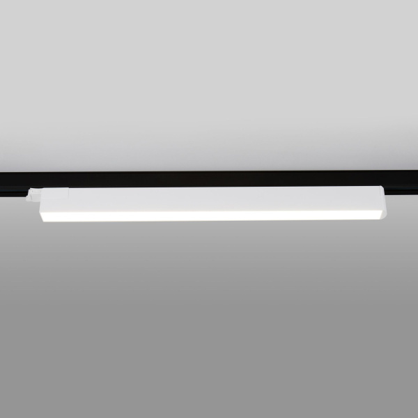 Трековый светодиодный светильник для трехфазного шинопровода X-Line белый матовый X-Line белый матовый 28W 4200K (LTB55) трехфазный фото в интернет магазине Супермаркет света